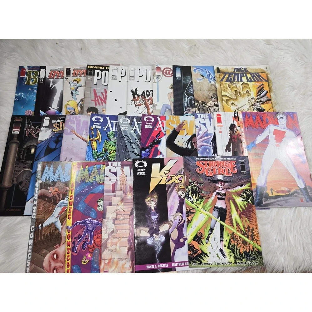 25 Comic Books! Indie Assortment Lot of Image Comics Great Condition! B4